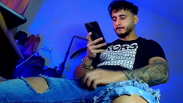 XanderCage99 live sex cam