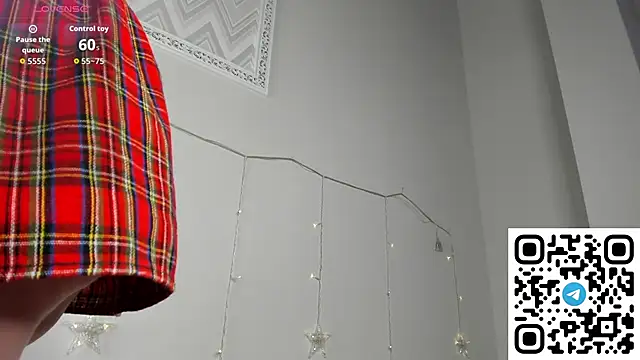 BellaWink's cam snapshot