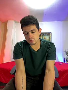 williamsmiiths16 live sex cam