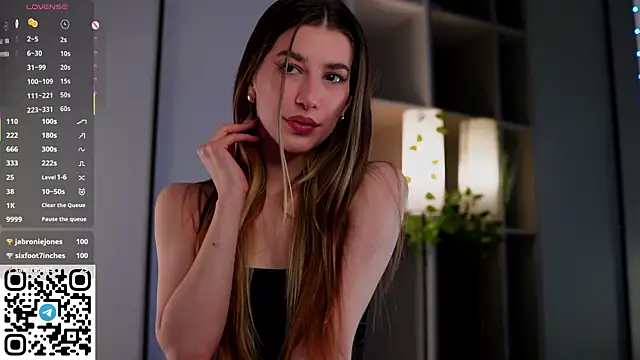 Quinavelle live sex cam