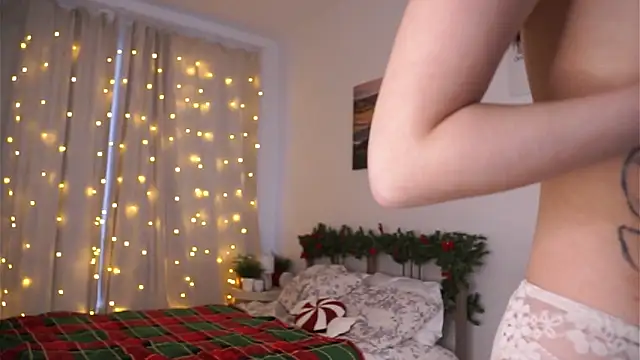 bombaleylo's cam snapshot