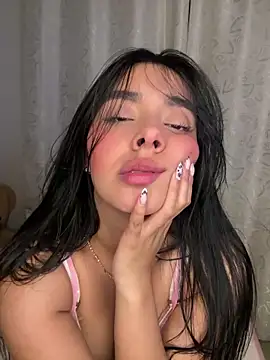 MiaSofia__ live sex cam