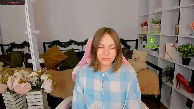 Elma_Lily's cam snapshot