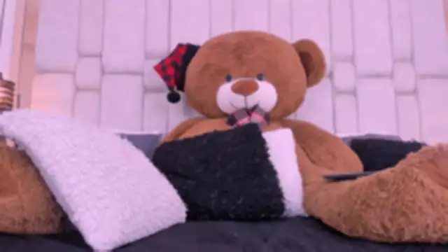 MylittleEmily_'s cam snapshot