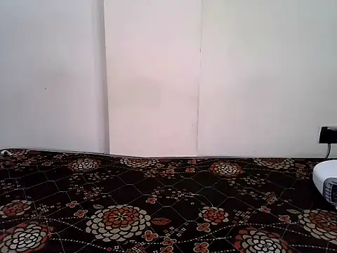 BABY_JAAN_2's cam snapshot