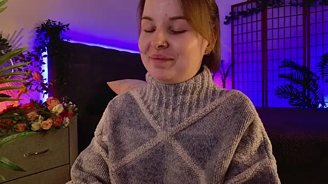 Gwen_Hilton's cam snapshot