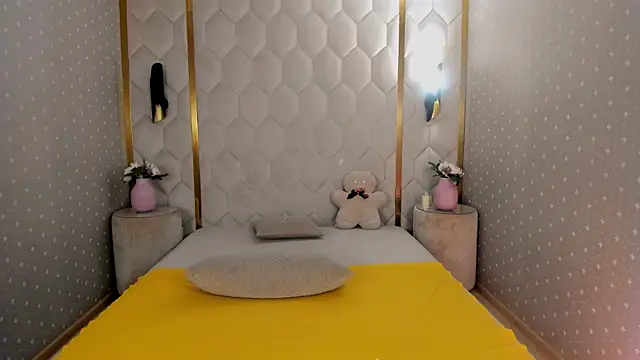 JonnahHell live sex cam