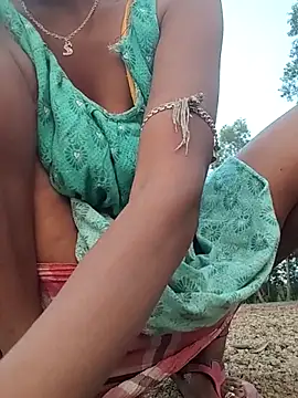 Sweet-rumi's cam snapshot