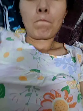 Baby-sexytits18's cam snapshot