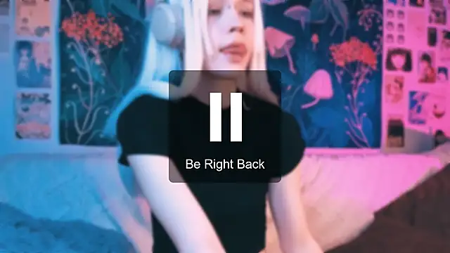 PeacchyPawss live sex cam