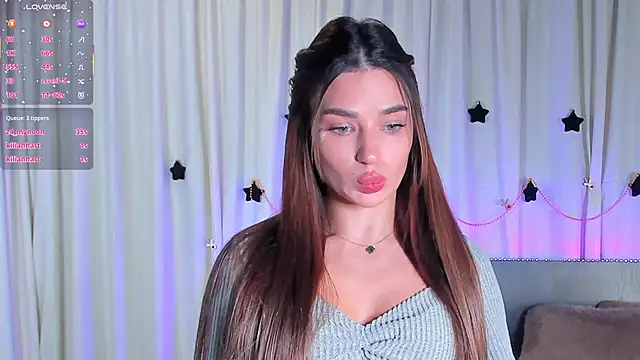 JesikaLooove live sex cam