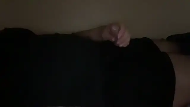 Guyguard12's cam snapshot