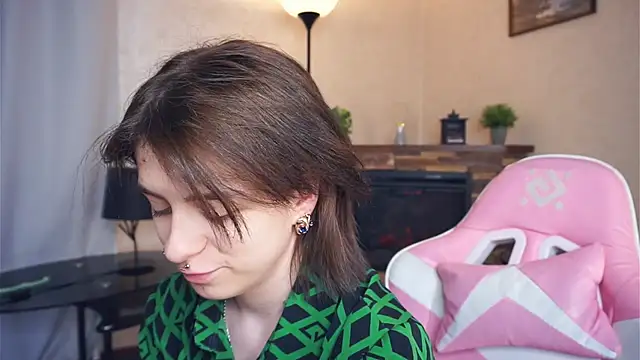 IleanaPishko's cam snapshot