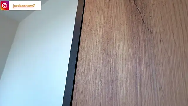 JordanShow live sex cam