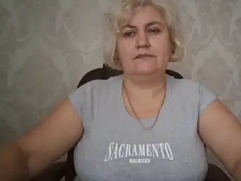 AngelaFamez's cam snapshot