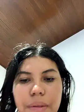 ISA__CUTEE's cam snapshot