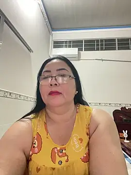 Alinat_'s cam snapshot