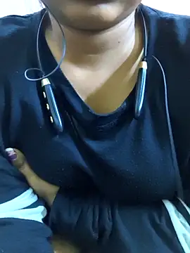 Ananya_34's cam snapshot