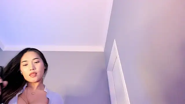 akura011 live sex cam