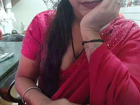 LovingPihu's cam snapshot