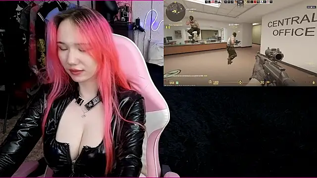 Maya_Viola's cam snapshot