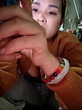 Melylyna's cam snapshot