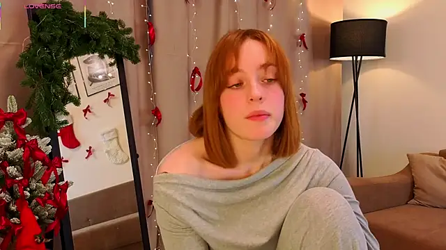 LucreciaAsters's cam snapshot