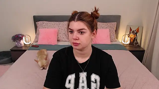 MelanieCarterr's cam snapshot