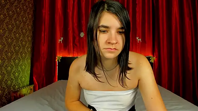 _Polly_Love_'s cam snapshot