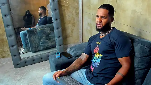 jay_jhonson01's cam snapshot