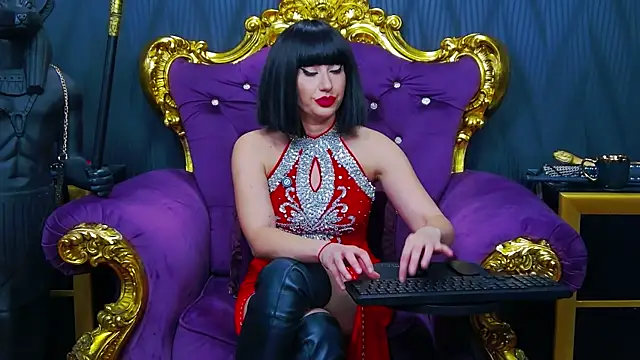 LaraMaeve's cam snapshot