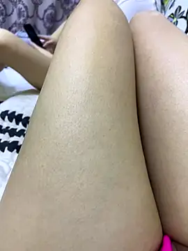 linda-y's cam snapshot