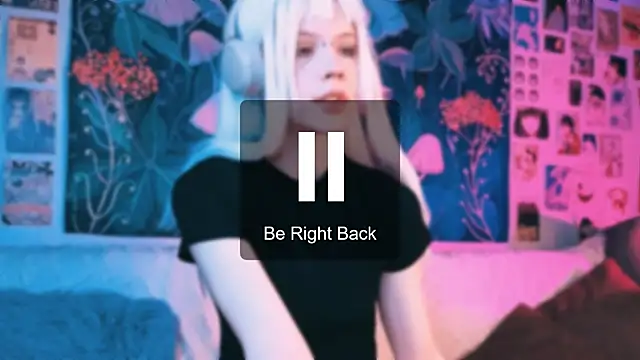 PeacchyPawss's cam snapshot