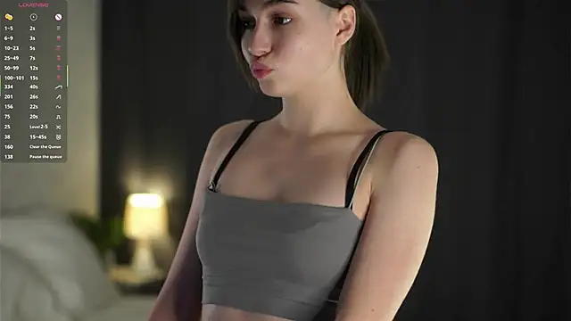 LettySlovacek live sex cam