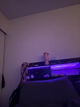 ladylavish's cam snapshot