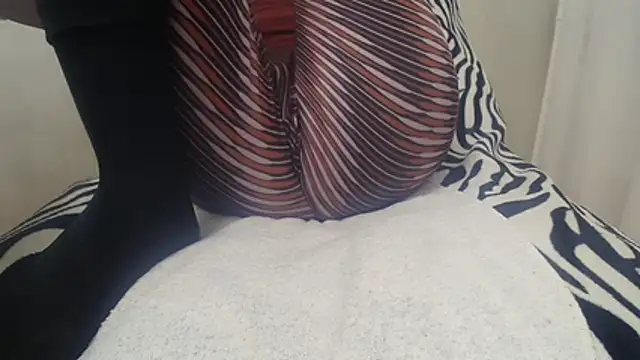 Web_Lady's cam snapshot