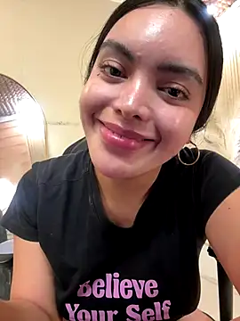 TS-SimplyTheBest live sex cam