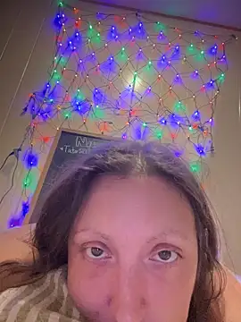 TheFishWife's cam snapshot