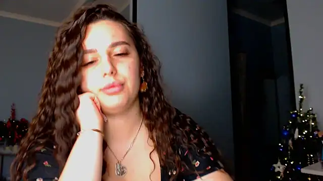 NikiWhite's cam snapshot