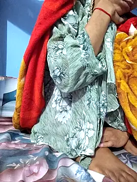 124pakhi's cam snapshot