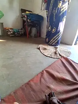 RAYI_Queen_3's cam snapshot