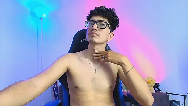 TylerWhite_ live sex cam