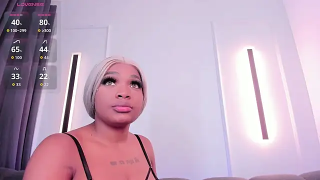 karol_white_ live sex cam