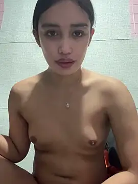 HugeCockElie live sex cam