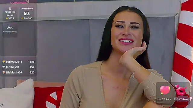 EmyLaveau's cam snapshot