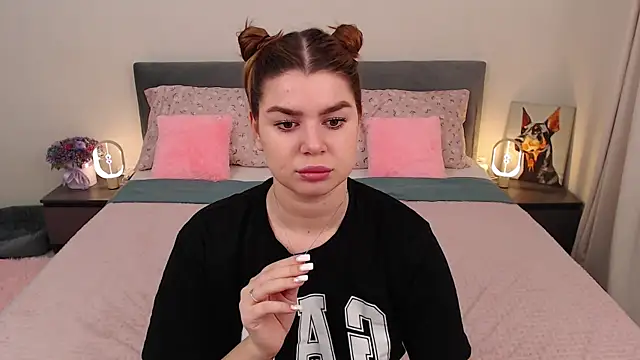 MelanieCarterr's cam snapshot