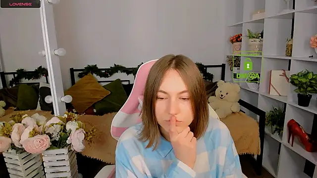 Elma_Lily's cam snapshot