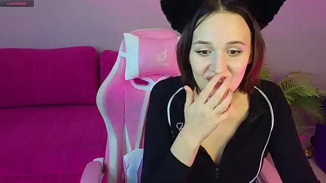 KaseyKItty_'s cam snapshot