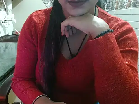 LovingPihu's cam snapshot