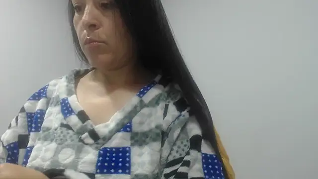 naughthyany16's cam snapshot